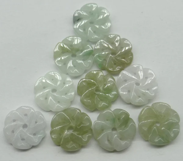 Natural Stone carving  jade Quartz crystal charm road pass flower beads pendants for diy jewelry making Necklace Accessories24pc