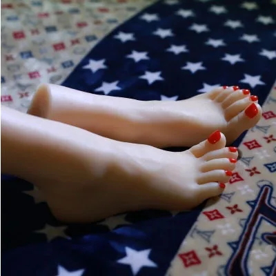 Free Shipping!Latest Silicon Gymnast Girl Ballerina Dancer Feet Foot Fetish Toes Pointing Foot Model Toy Doll Free Shipping Love