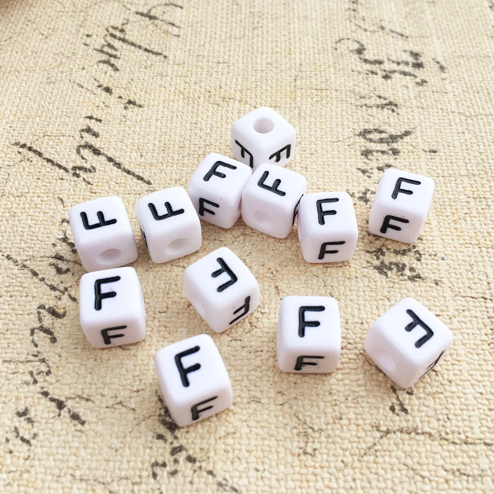 Mini Order 100pcs 10*10MM Cube Alphabet Jewelry Beads White with Black F Printing Acrylic Initial Letter Beads