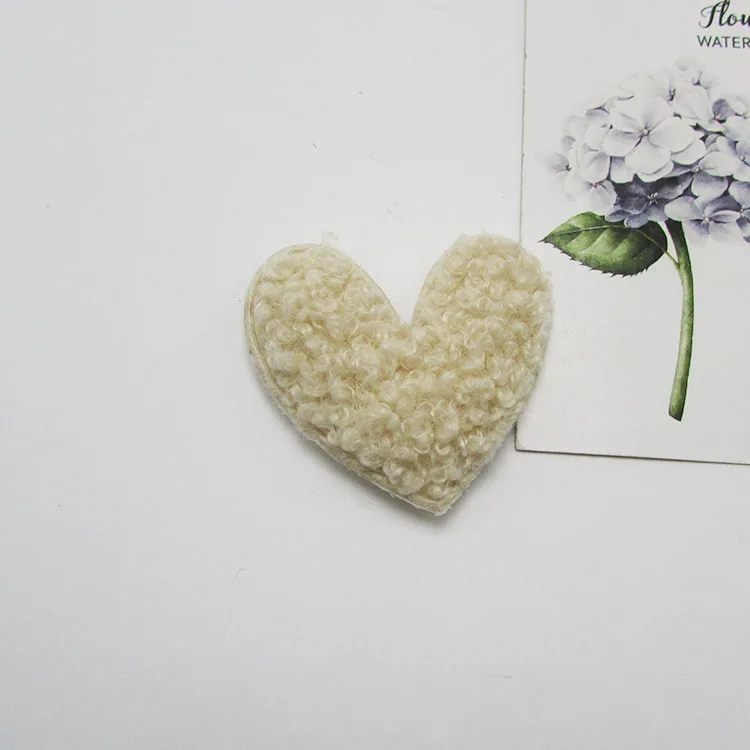 40pcs/lot 4.5cm Plush velvet Heart Padded Appliques DIY handmade Children Hair Accessories and Clothes Sewing