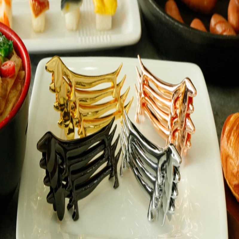 

100pcs Creative chopsticks spoon holder knife and fork receptacle chopsticks pillow dog chopsticks holder Dining kitchen tools