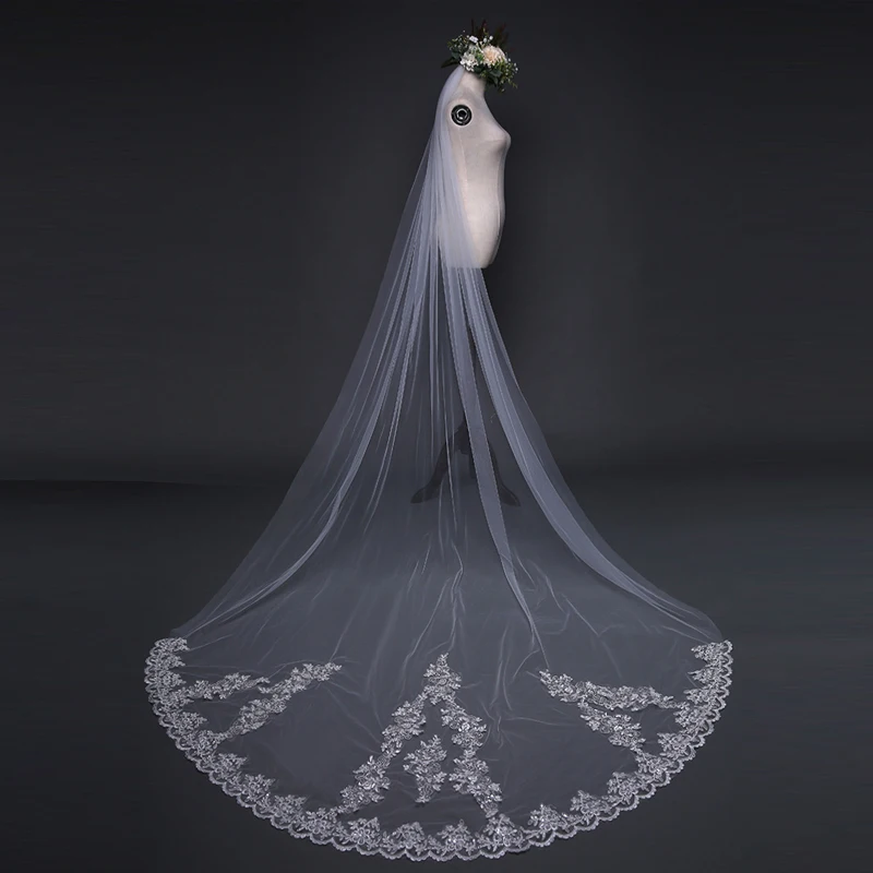 Popular Wedding Accessories Lace Edge Cathedral Veil Fashion Ivory Bridal Wedding Bridal Veils 2021