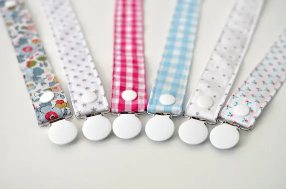 Free Shipping 50 pcs/lot,1'' 25 mm White Round Top Metal Paci Pacifier Suspender Clips Holders