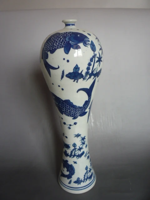 Rare  Qianlong (1711-1799)Qinghua porcelain Lotus & Fish  vase,  best collection& adornment, Free shipping