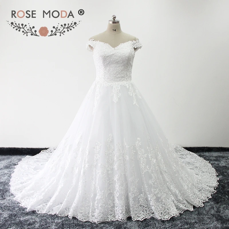 Rose Moda Pháp Ren Bóng Gown Tắt Shoulder V Neck giáo Wedding Dress Cộng Với Kích Thước với Hoàng Gia Train Lace Up trở lại