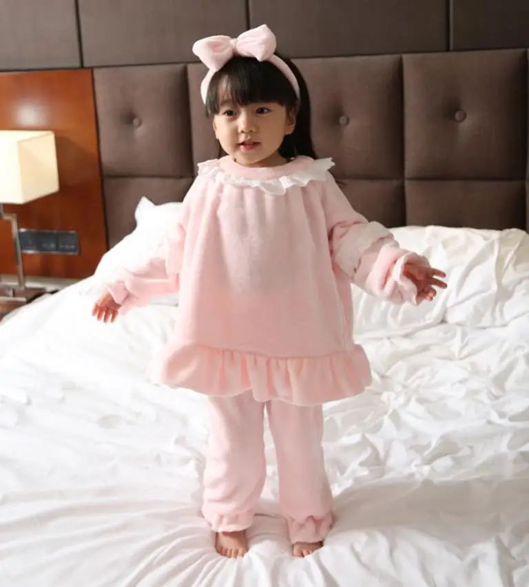 Winter new baby girl lace fashion  fleece sleeping suit children princess long sleeve flannel pajamas sets free headband ws167