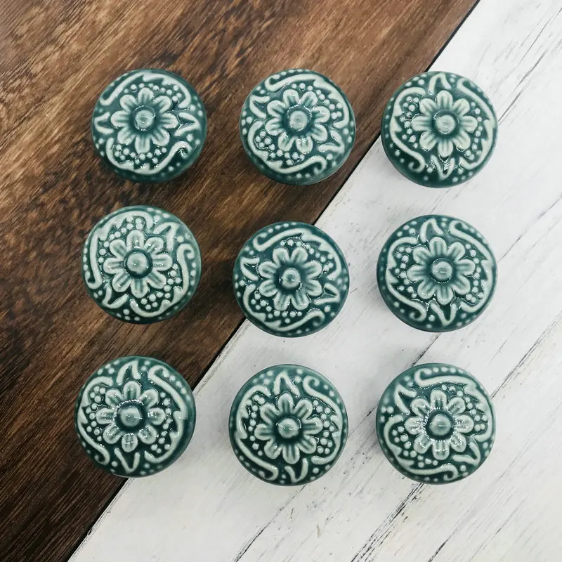 

10pcs Emboss Carved Pattern Vintage Ceramic Door Knob Cupboard Cabinet Bin Drawer Dresser Pulls Handle Knob Furniture Hardware