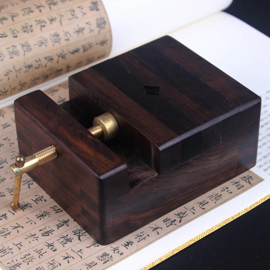 Chinese Redwood Seal Cutting Bed Engrave a Seal Workbench Stamp Clamp Painting Calligraphy Engrave Art Supplies Set