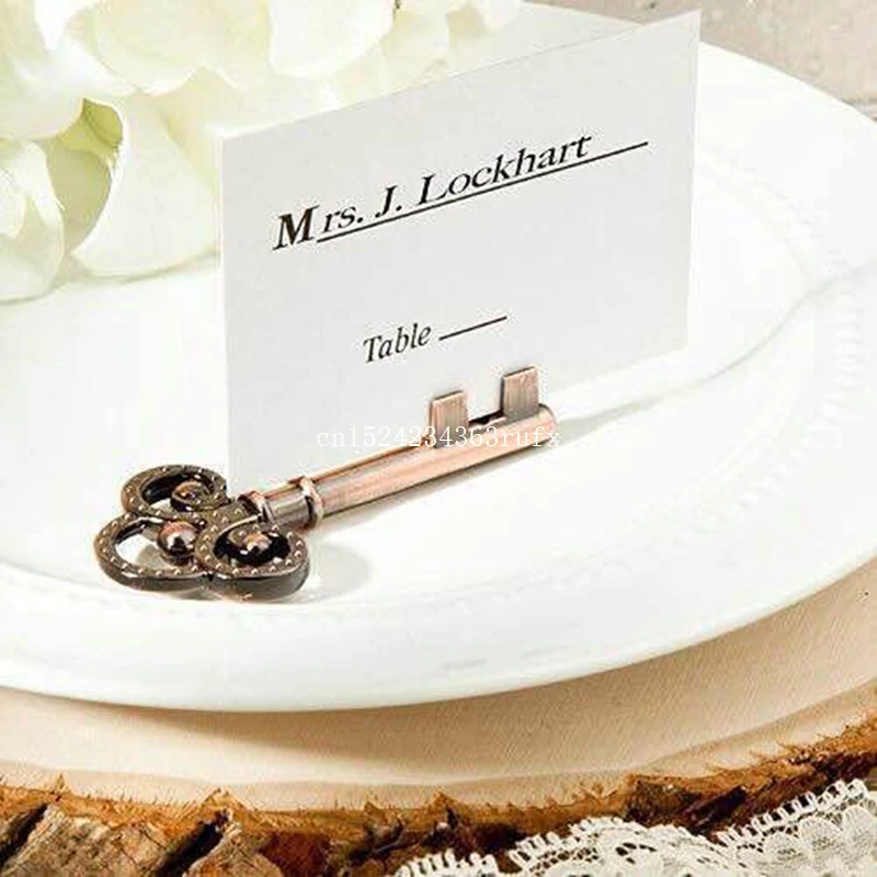 100pcs Victoria Key Shaped Card Name Clips for Wedding Decoration Name Card Holders Wedding Gift Favors