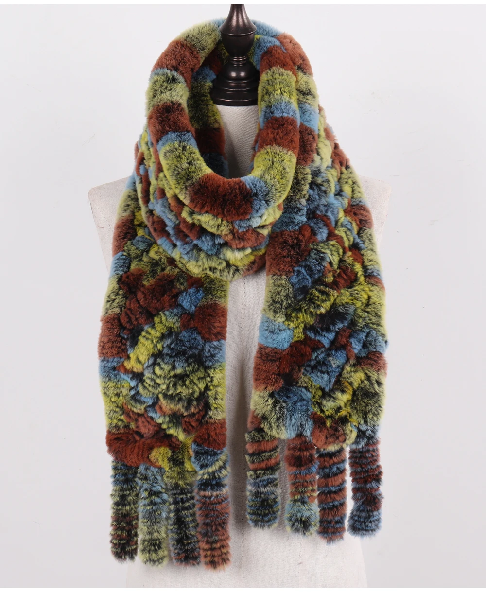 Neue Damen-Schals aus 100% natürlichem Rex-Kaninchenfell, langer Stil, gestrickte Rex-Kaninchenfell-Quastenschals, warme Echtfell-Schals für den Winter. – Detail 33