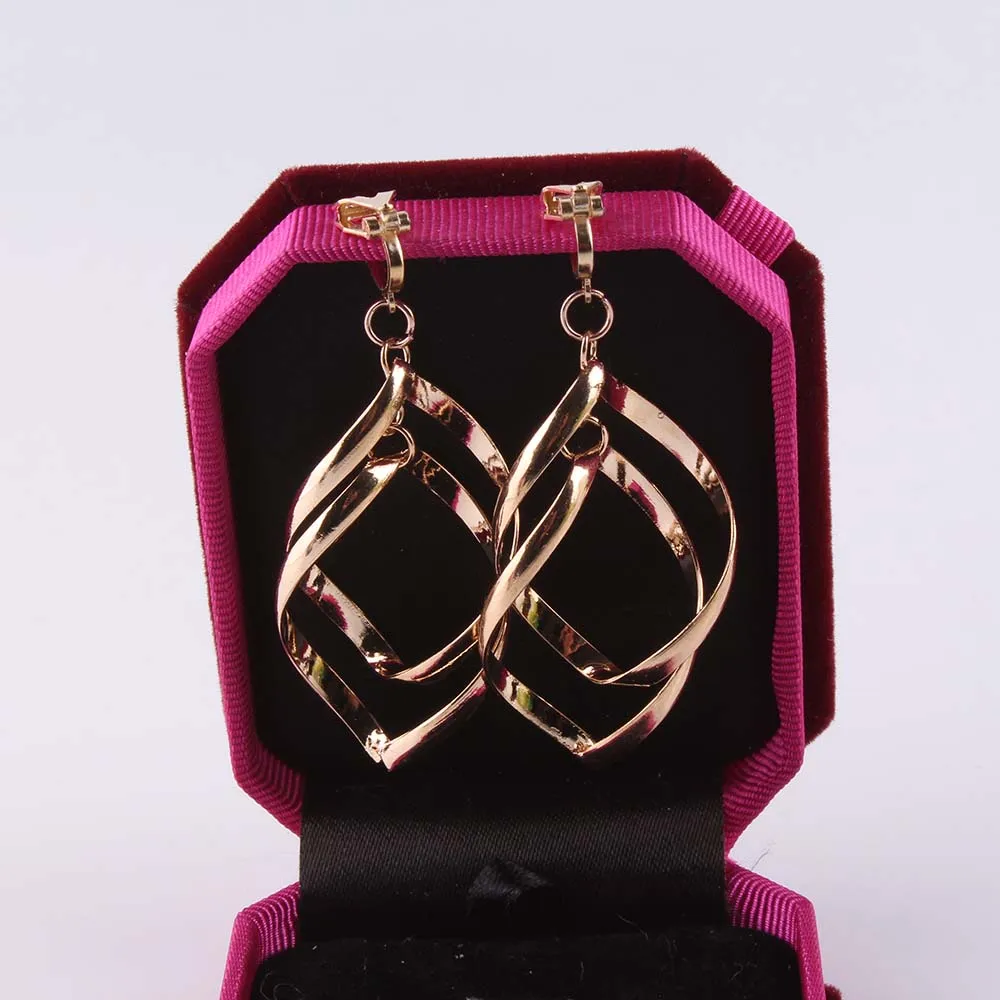 Charm Fashion Long Clip on earrings Women Gold Multilayer Hollow Metal No Pierced Earring  Jewelry