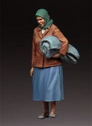 1/35 Resin Figures  Model Kits Historical military Soviet refugees Women  Unassembled unpainted