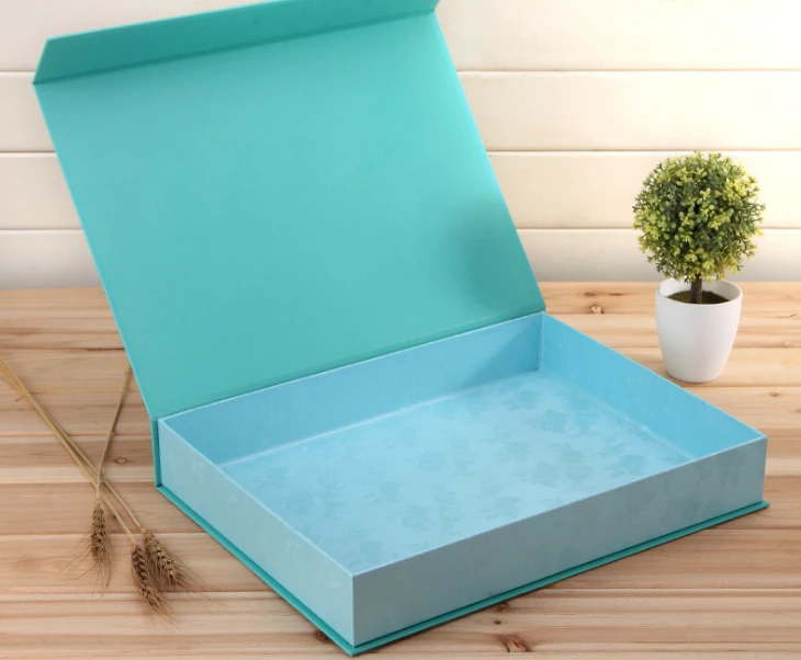 Matte Lamination Magnetic Closure Foldable Gift Packaging Boxes Wholesale Custom Cosmetic Box Packaging ---DH10016