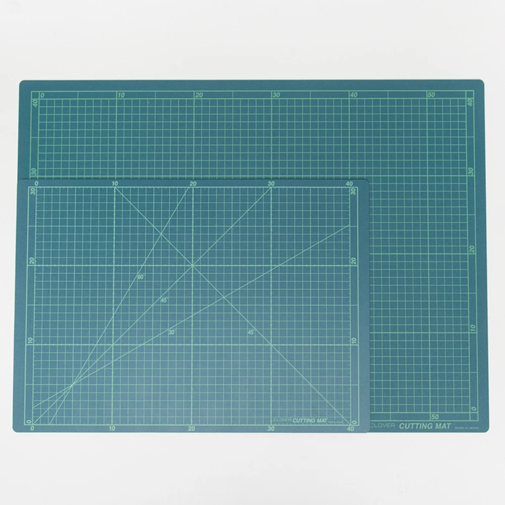 

MADE IN JAPAN CLOVER 57-643 57-640 A3/A4 CLOVER SELF HEALING CUTTING MAT A3/A4 Self-Healing Cutting Mat