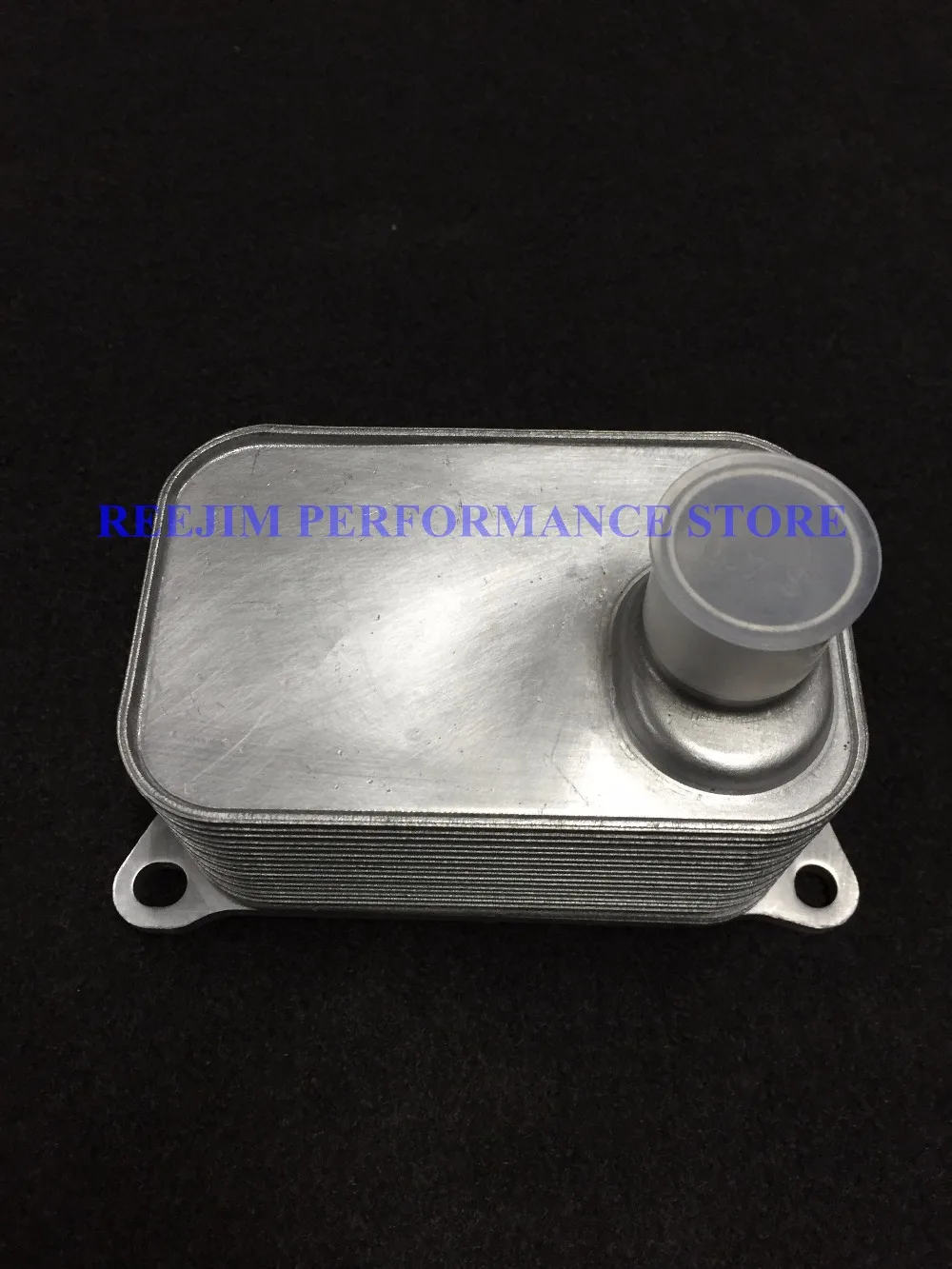 Engine Oil Cooler For Audi A3 A4 A5 TT Q5 VW Skoda Seat OE 06J117021D  06J117021J car styling