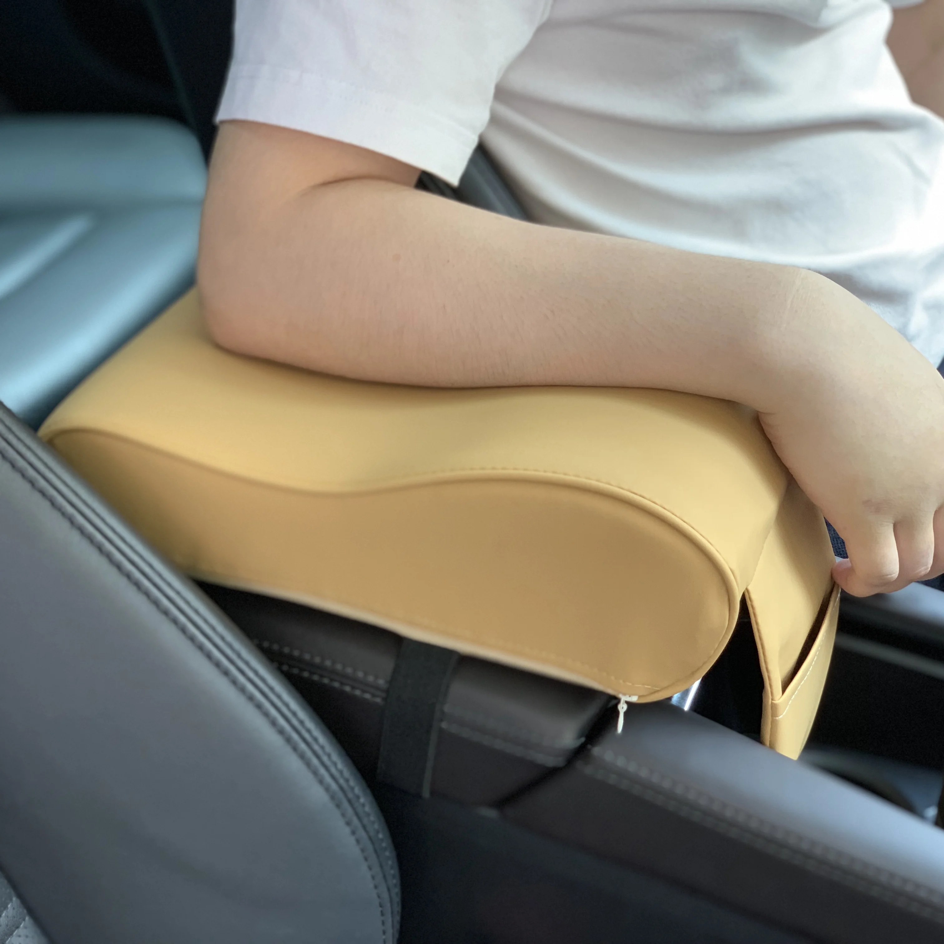 Car Armrest Pad For Renault Koleos Fluenec Kangoo Latitude Sandero Kadjar Captur Talisman Megane RS Laguna Scenic Modus Twingo