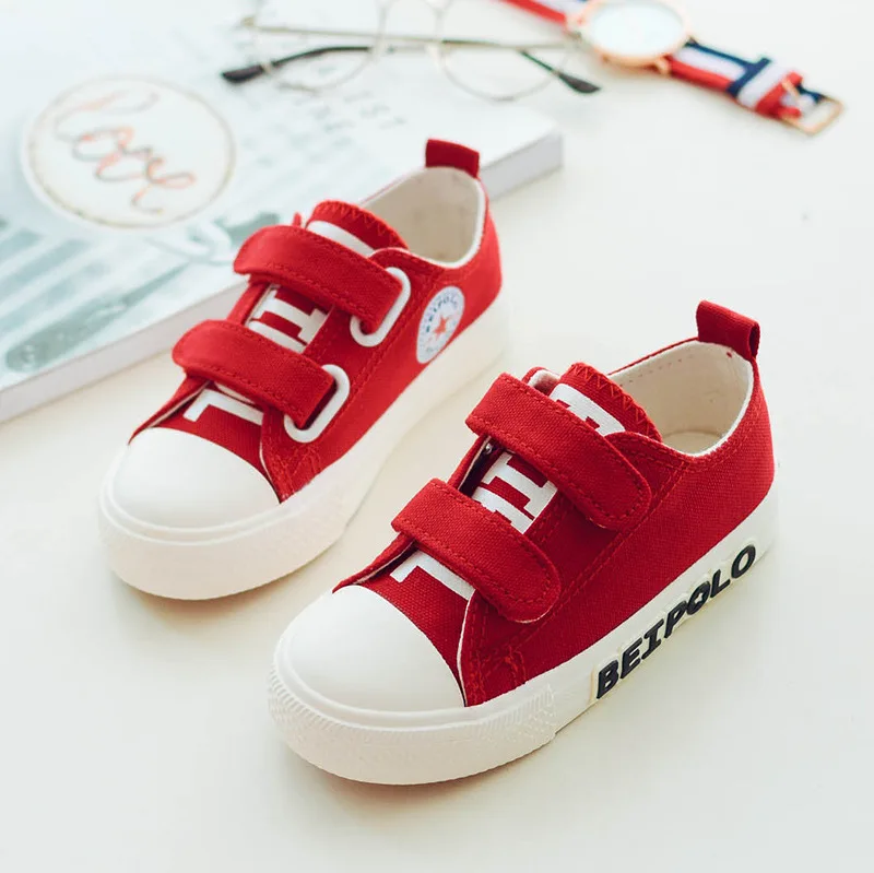 Children's shoes 2022 spring and autumn new girls /boys letter canvas shoes small white shoes