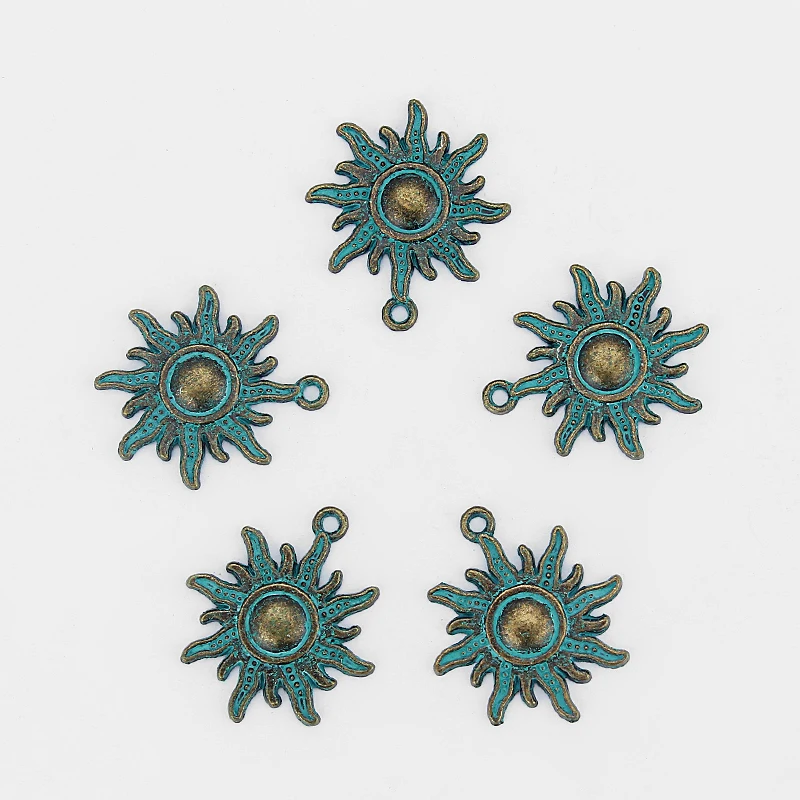 10pcs Antique Bronze Verdigris Patina Sun Charms Pendant for Bracelet Necklace DIY Jewelry Making Findings 28*25mm