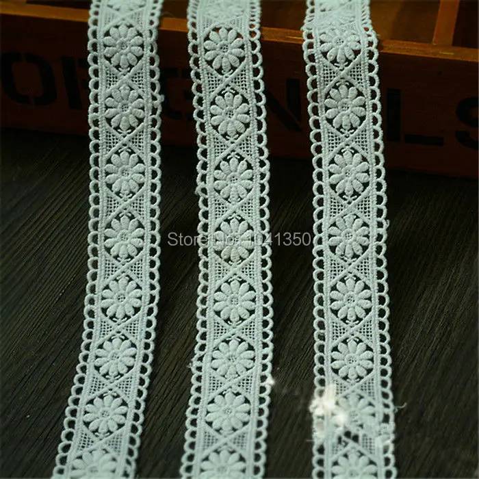 2015 New 14Yards 3CM Width Cute Water Soluble Lace Fabric DIY Decorative High Quality Off White Cotton Embroidery Lace Trim