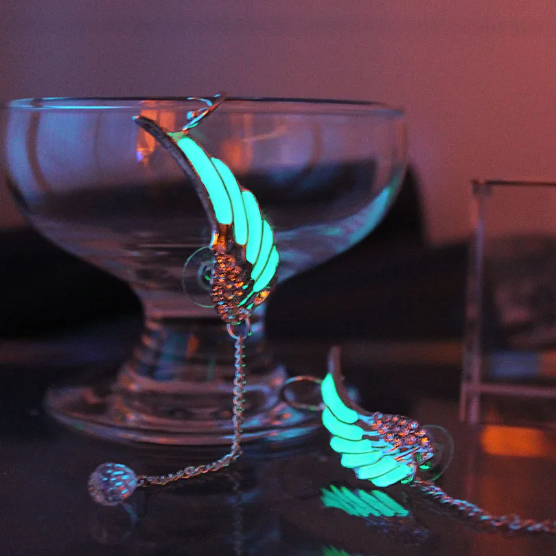

THE Wings Ear Cuff Ear Cuff GLOW In The DARK Diamante Wings Feather Ear Clip Earrings Stud Earring Clip Earrings WOMEN Girl Gift