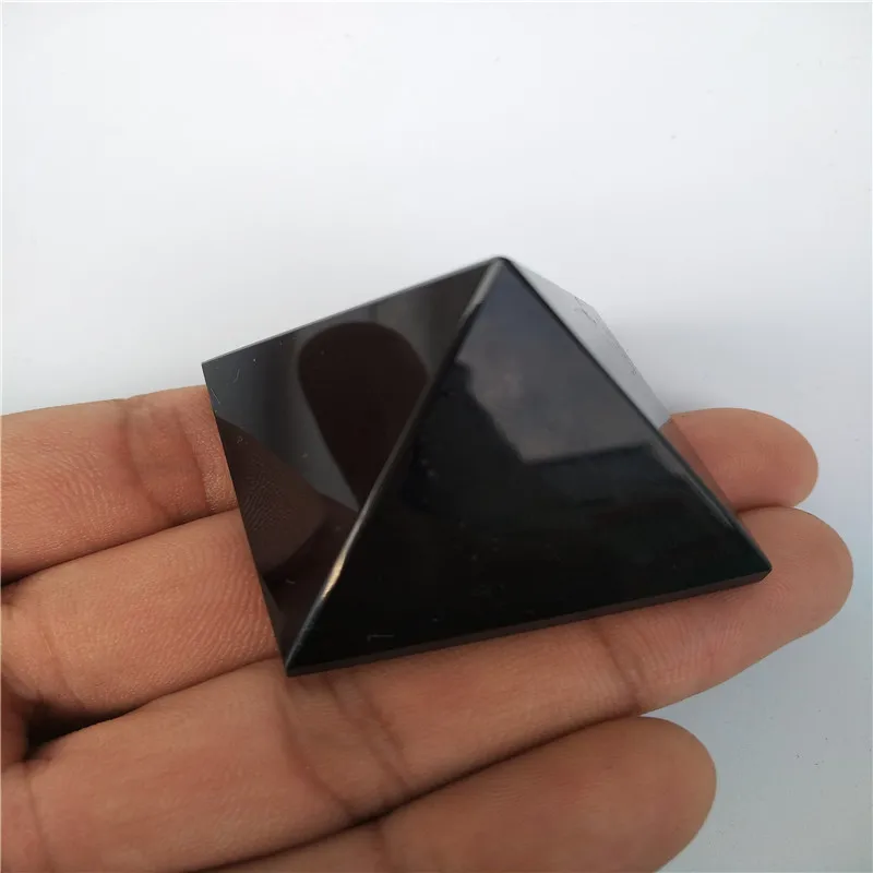 Top quality Natural obsidian nunatak pyramid feng shui decoration apotropaic Healing Pyramid 40mmx40mm