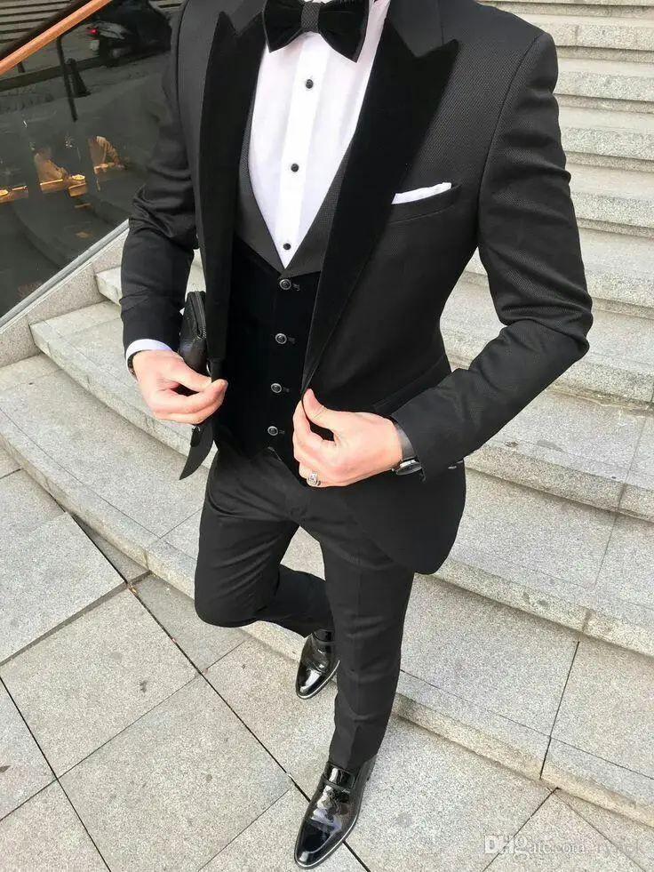 

Custom Made Black Groom Tuxedos Men Suits Velevt Peaked Lapel Man Blazer Three-Piece Groomsmen Wear (Coat+Pant+Vest)