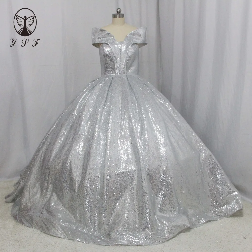 Vintage Robe De Mariee Silver Bling Scalloped Pleated Ball Gown Princess Wedding Dress