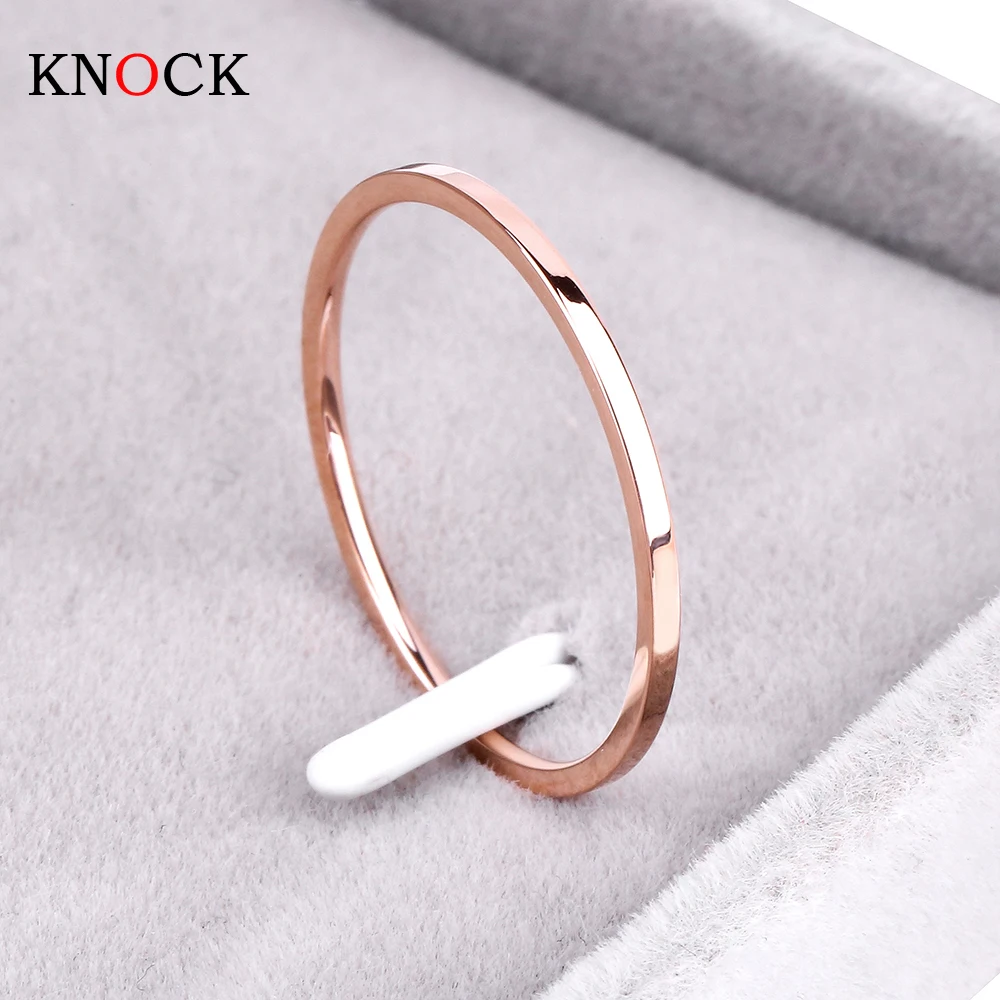 Knock (1,2 MM) Förderung Titan Stahl Rose Gold Farbe Anti-allergie Glatte Paar Ehering Frau Mann Mode schmuck