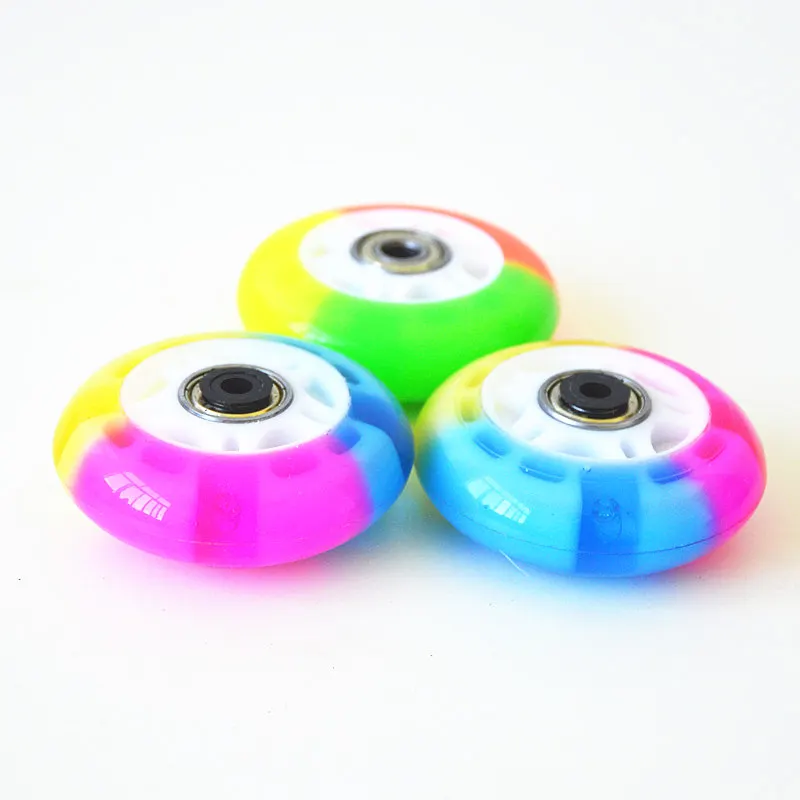 8 Pieces/Lot 70mm Flashing Roller Wheel Inline skates wheels PU Freestyle LED Sliding Skating Wheel with Magnet Core Bearing Set