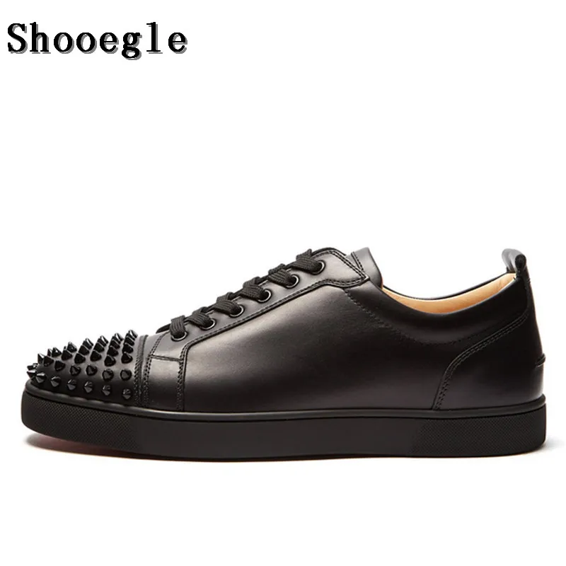 SHOOEGLE 2018 New Fashion Luxury Spikes Men Shoes Rivets Sneakers Casual Platform Mens Low-Top Lace-up Shoes Man Size 38-46