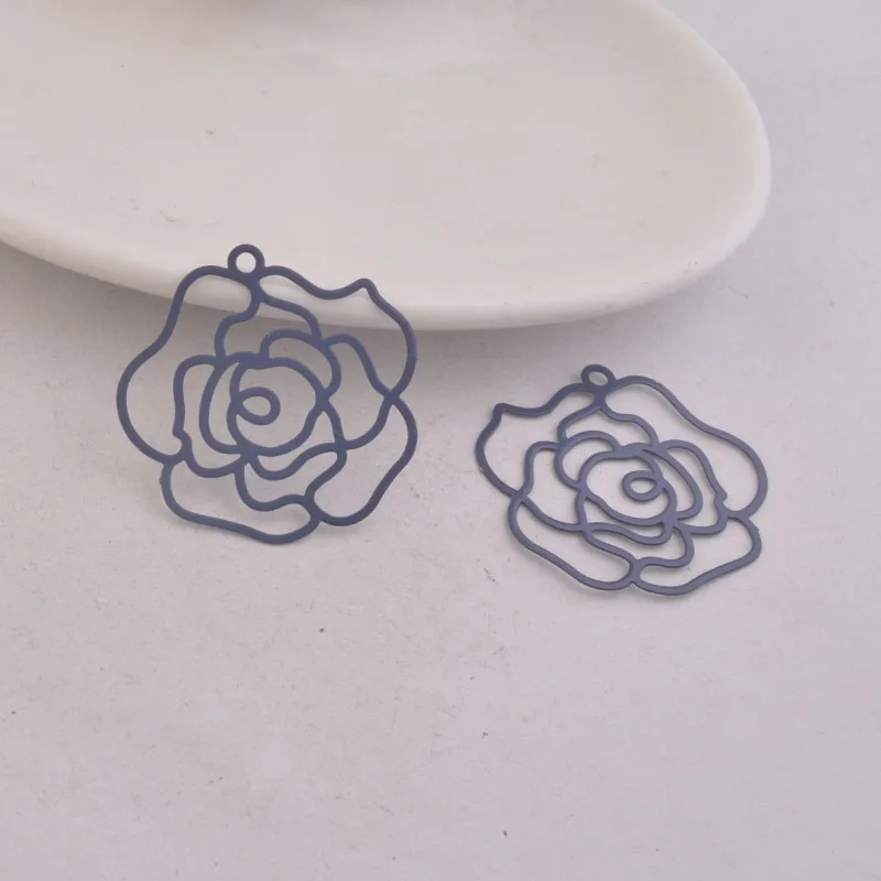 50 Stück AB1353 30mm*32mm Große Blumenanhänger Rosen-Messing-Charms Stanzanhänger DIY Schmuckzubehör – Detail 4