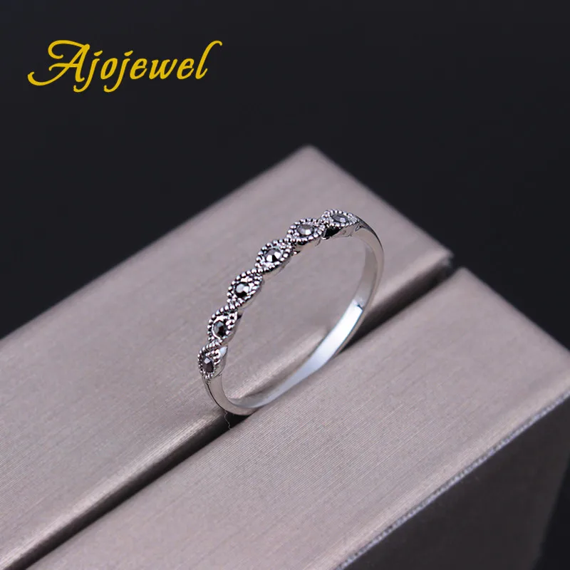 Ajojewel Black Small Rhinestone Vintage Simple Office Style Rings For Women OL 2017 Decoration Jewelry