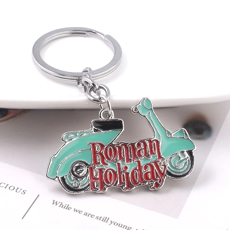 Roman Holiday Keychain Audrey Hepburn Princess Ann Joe Bradley VESPA Motorcycle Key Chain for Women Men Souvenir Jewelry