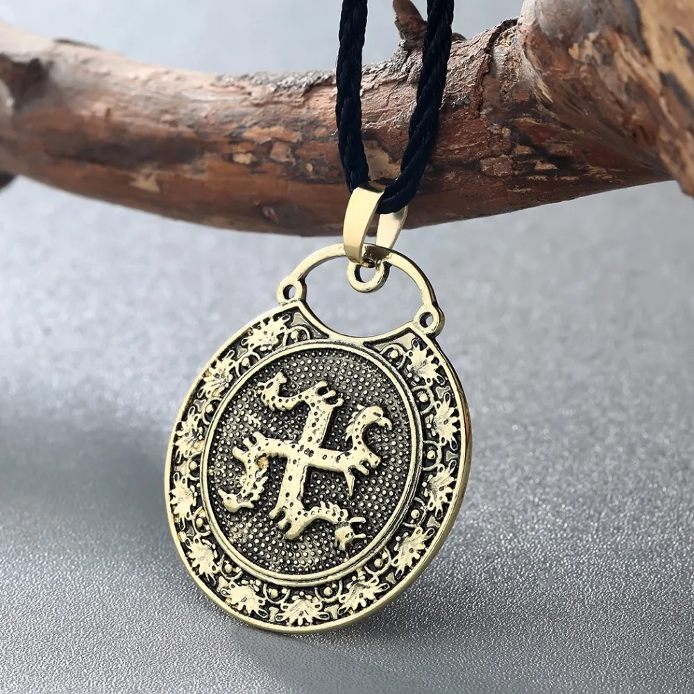 Kinitial Amulet Slavic Animal Kolovrat with Horse Bird Pendant Ancient Slavic Symbol Talisman Pendant Necklace Men Jewelry