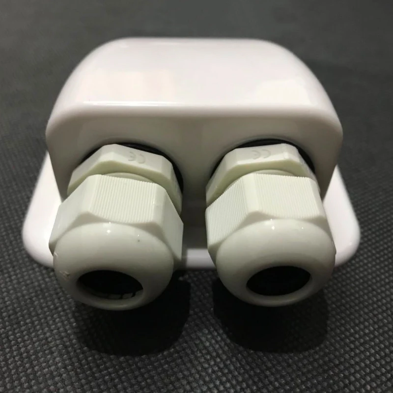 1piece/lot Waterproof ABS solar Roof Grommet Caravan and Marine Roof Mount Cable Entry with IP68 Glands Solar Cable Entry