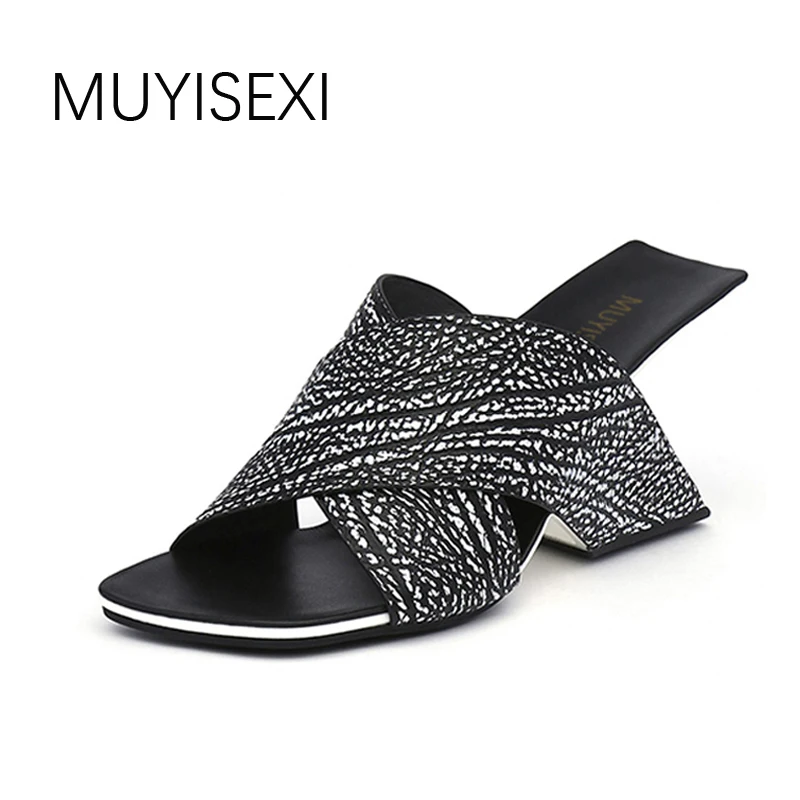 

Slippers Women Summer Strange Fretwork High Heels Genuine Leather Women Shoes Wedges High Heel black white HL85 MUYISEXI