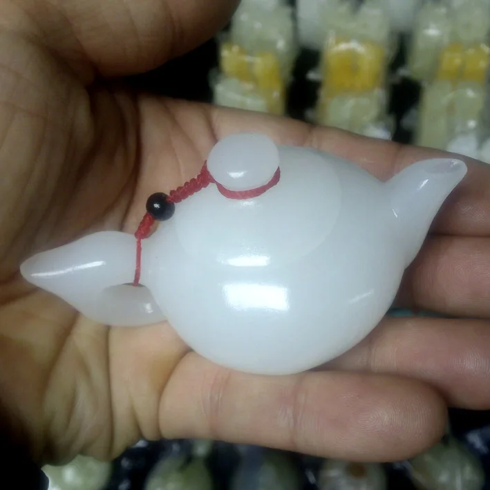 

Natural Afghanistan jade suet white jade hand pieces okho length 4cm grade jade ornamental ornamental pot Ding send room