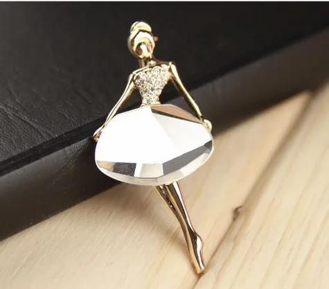 Moda Temperamento Amor Colar Colar Menina Ballet Broche Broche De Cristal Pin Cachecol Terno Terno Selvagem Broche Banquete Presente Unisex