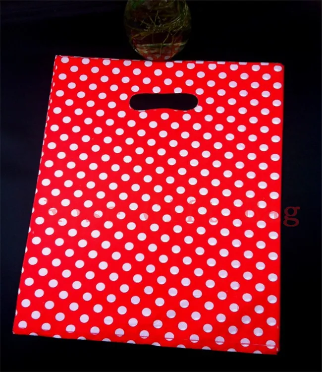 Wholesale 50pcs/lot 25X35cm Large Plastic Shopping Bags For Boutique Packaging White Round Dots Red Plastic Gift Bag With Handle