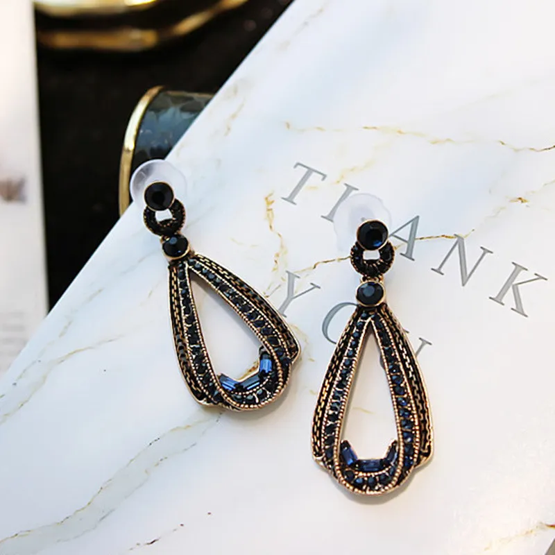 LUBOV Exaggerated Blue Crystal Lace Golden Metal Chain Dangle Earrings Women Personality Statement Drop Earrings Christmas Gift