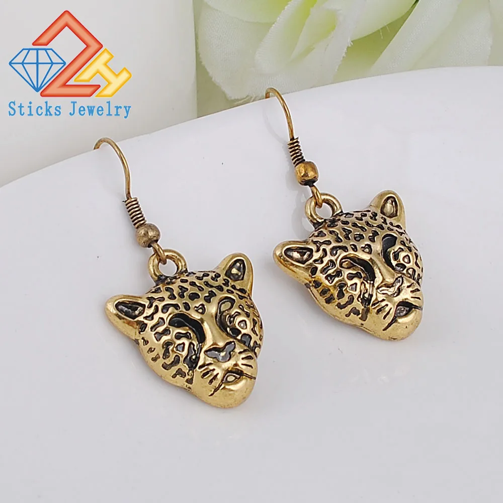 European Stereoscopic Trend Cute Leopard Earrings With Pendant Ancient Gold Color Lovely Fashion Earrings Jewelry