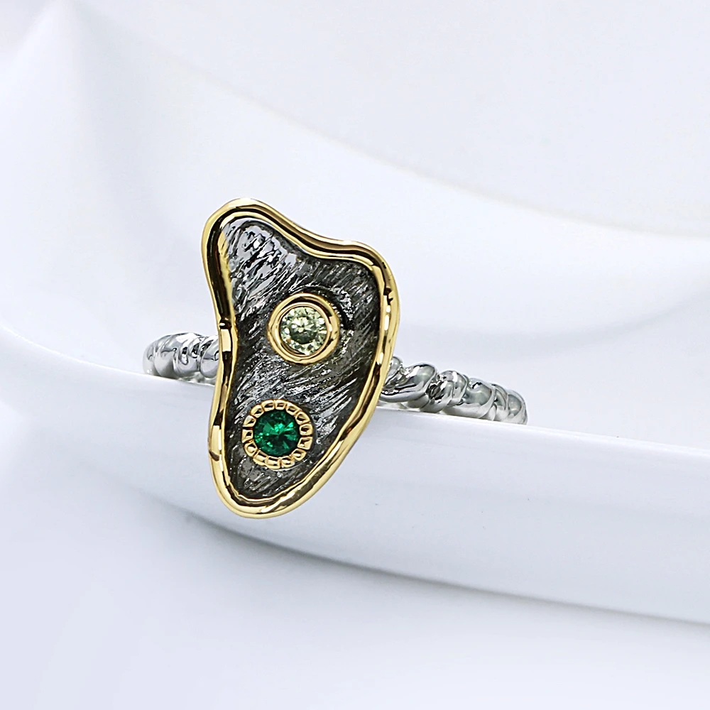 DreamCarnival1989 Super Cute Fashion Rings Women Twisted Band Green Olivine Zirconia Hot Sale Girls Female Jewelry WA11606