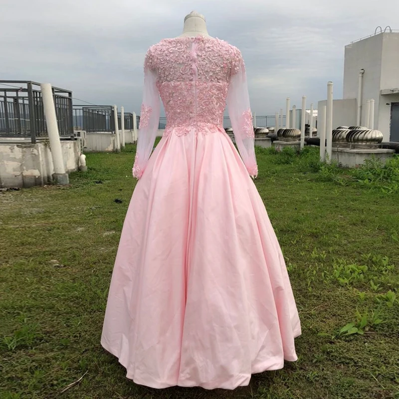 Roze A-lijn Floor Lengte Prom Jurken O-hals Met Lange Mouwen Kant Applicaties Kralen Avond Party Gown Taffeta Lange Robe De Mariee