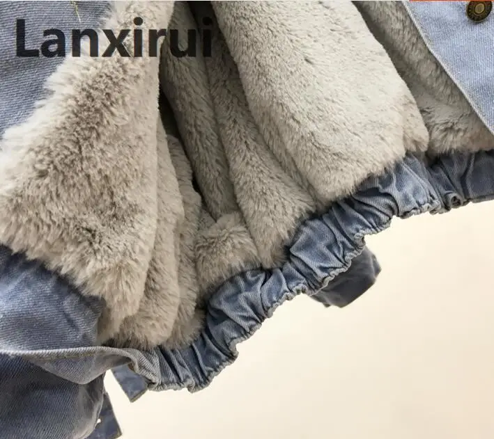 Winter Women Jean Jacket Coat Faux Fur Collar Fleece Hooded Jacket Lamb Fur Cashmere Cowgirls Padded Denim Coat