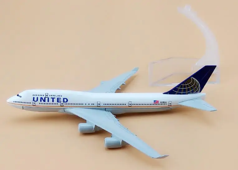 16cm Alloy Metal American Air United Airlines Boeing B747 400 Airways Plane Model Aircraft Airplane Model w Stand Gift