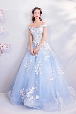 100%real ice blue embroidery queen long dress court gown Medieval dress Renaissance Gown princess Royal victoria dress