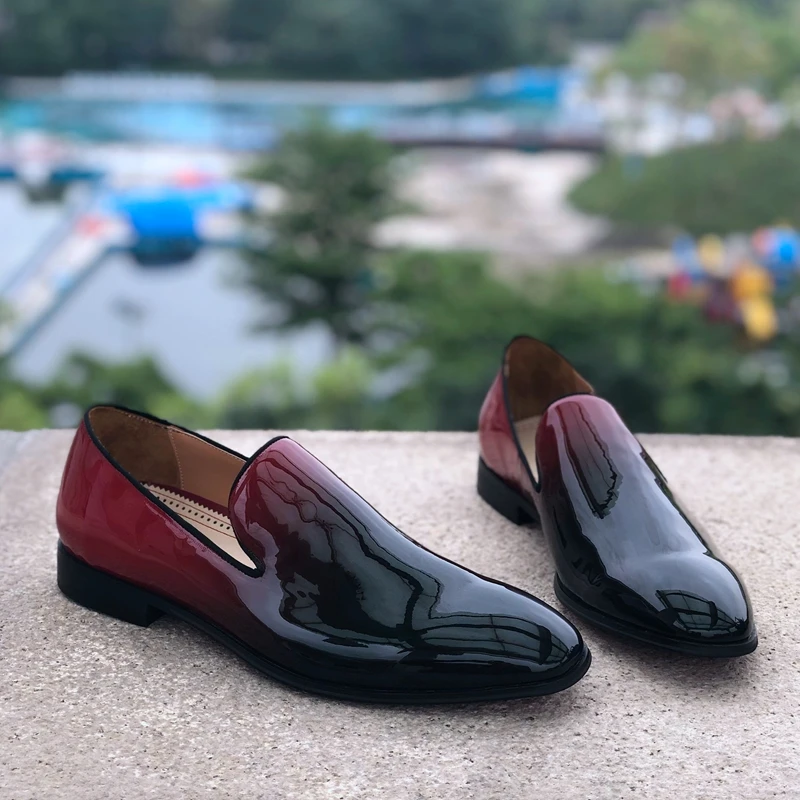 Qianruiti Formal Shoes Men Patent Leather Dress Shoes Square Heel Slip-on Loafers Red and Black Gradient Wedding Man Shoes