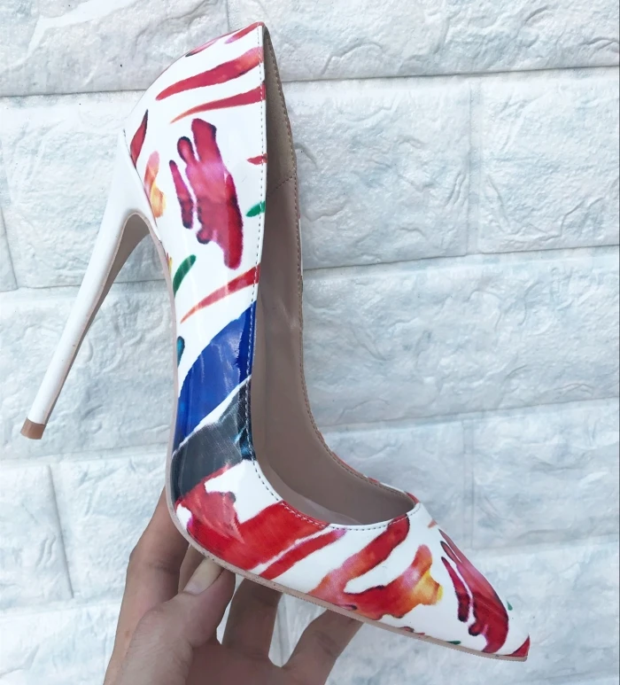 2019 moda biały ze skóry lakierowanej Graffiti wskazał pompy damskie buty buty na obcasie Sexy sukienka z nadrukiem buty 12 cm duży rozmiar