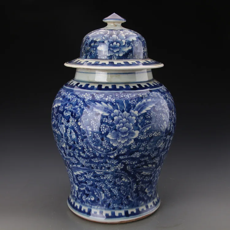 Antique Qing Dynasty Blue And White Porcelain Kiln Branch Peony Porcelain temple jar Antique Classical ceramic Ginger jar vase