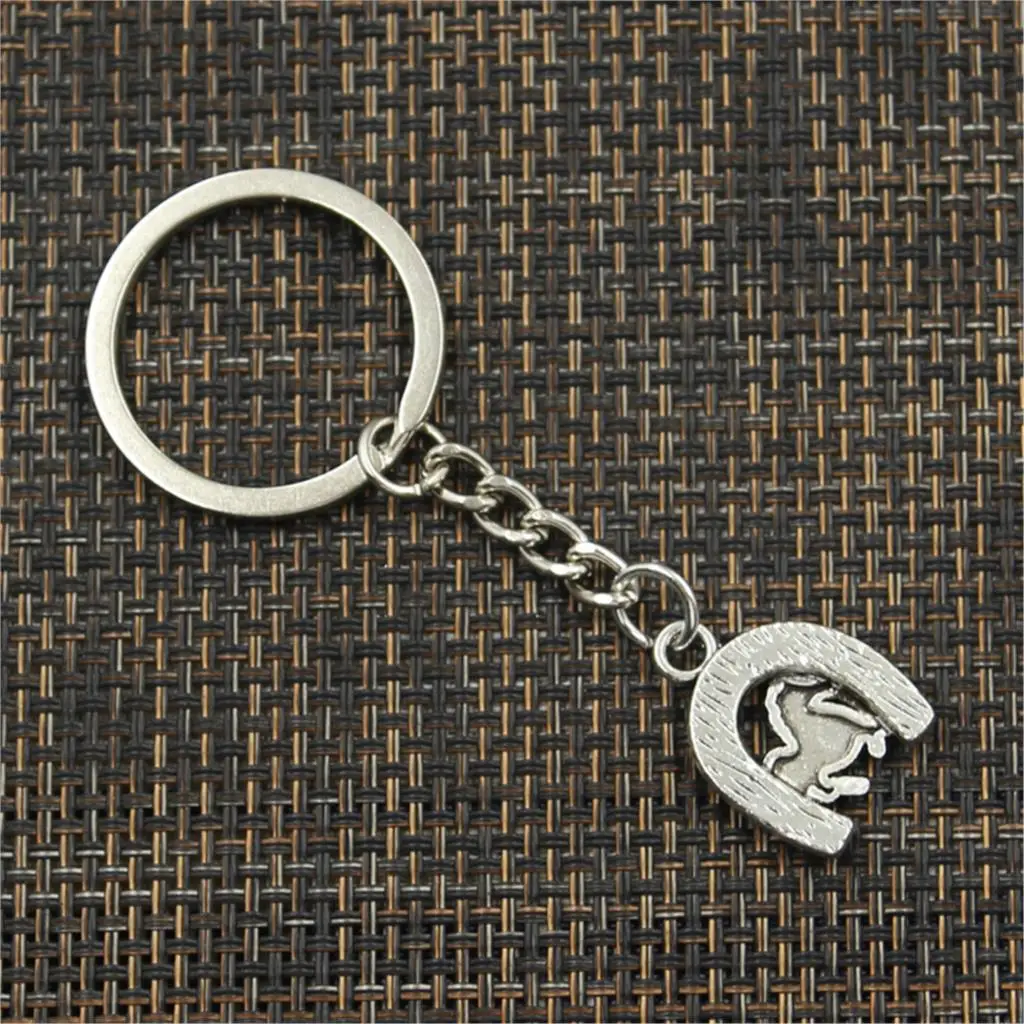 Fashion Horse Lucky Horseshoe 23x18mm Pendant 30mm Key Ring Chain Silver Color Men Car Gift Souvenirs Keychain Dropshipping